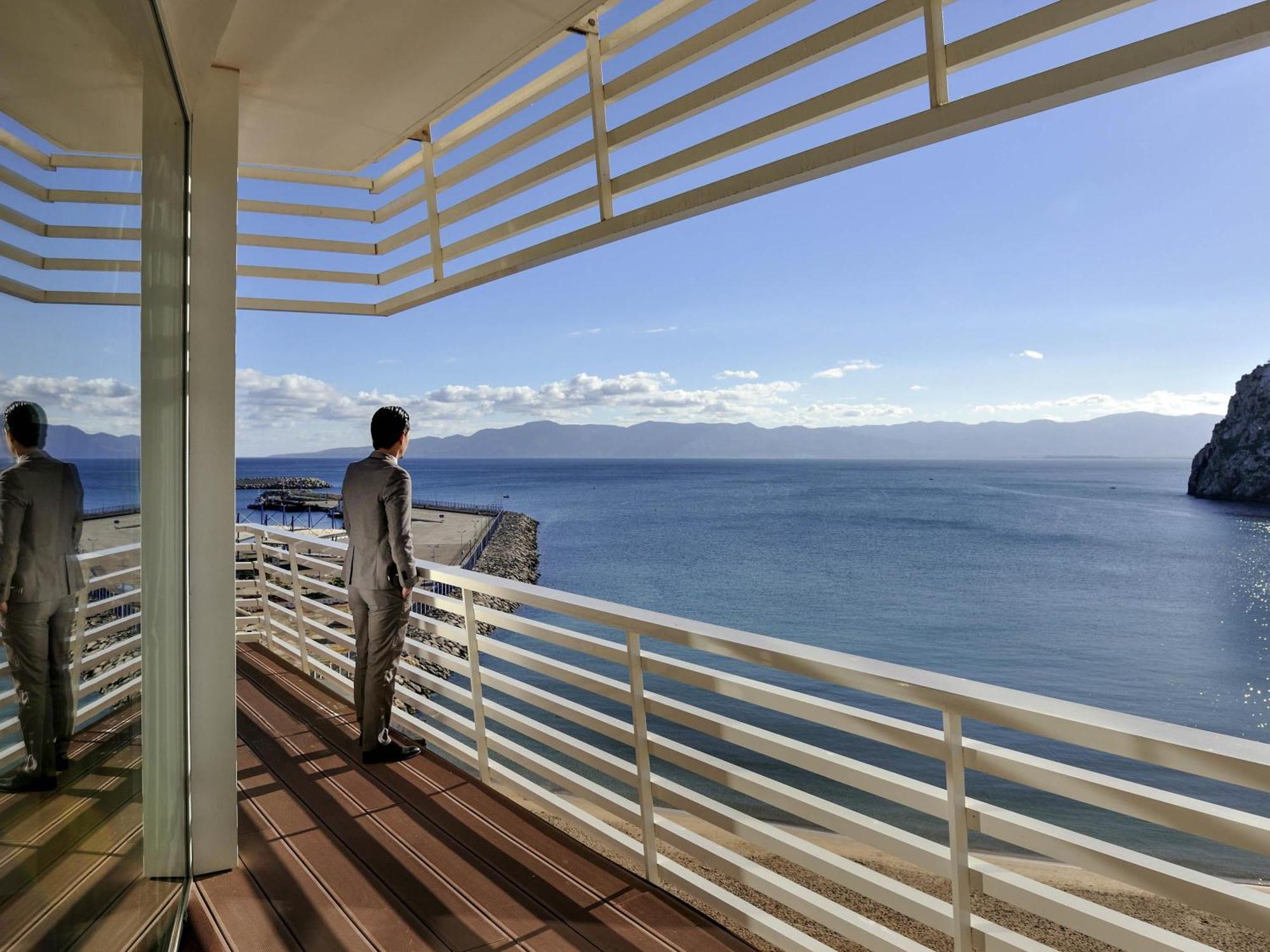 Superior King Room Ocean View,1765756894:JPEG